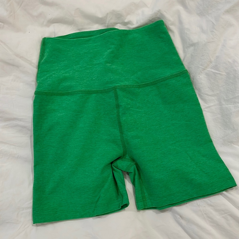 Beyond Yoga “keep the pace” bike shorts